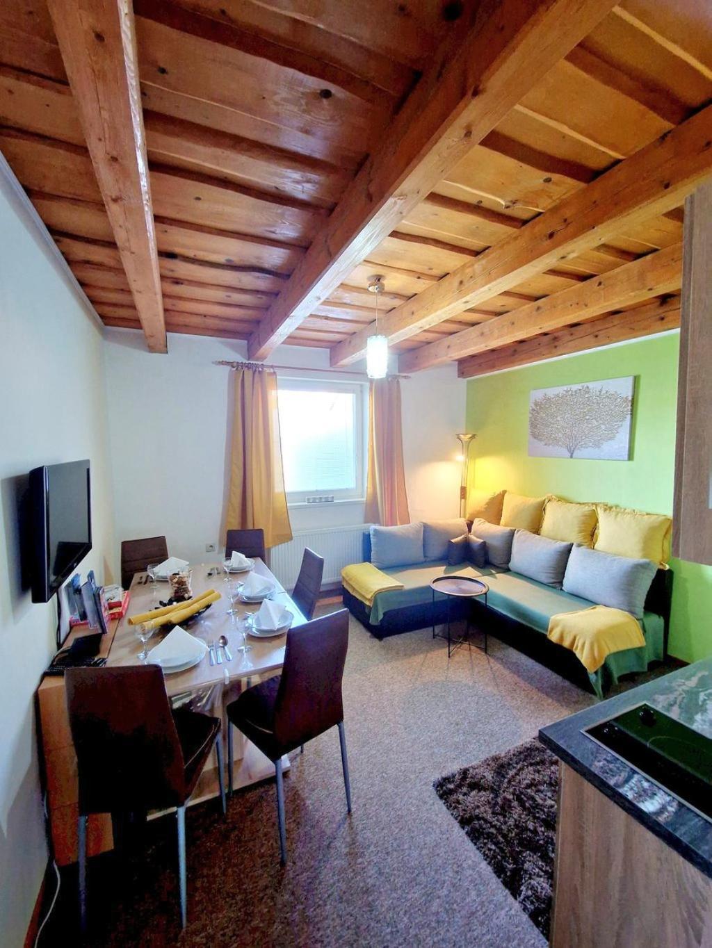 Apartman Erika - Bešeňová Zewnętrze zdjęcie