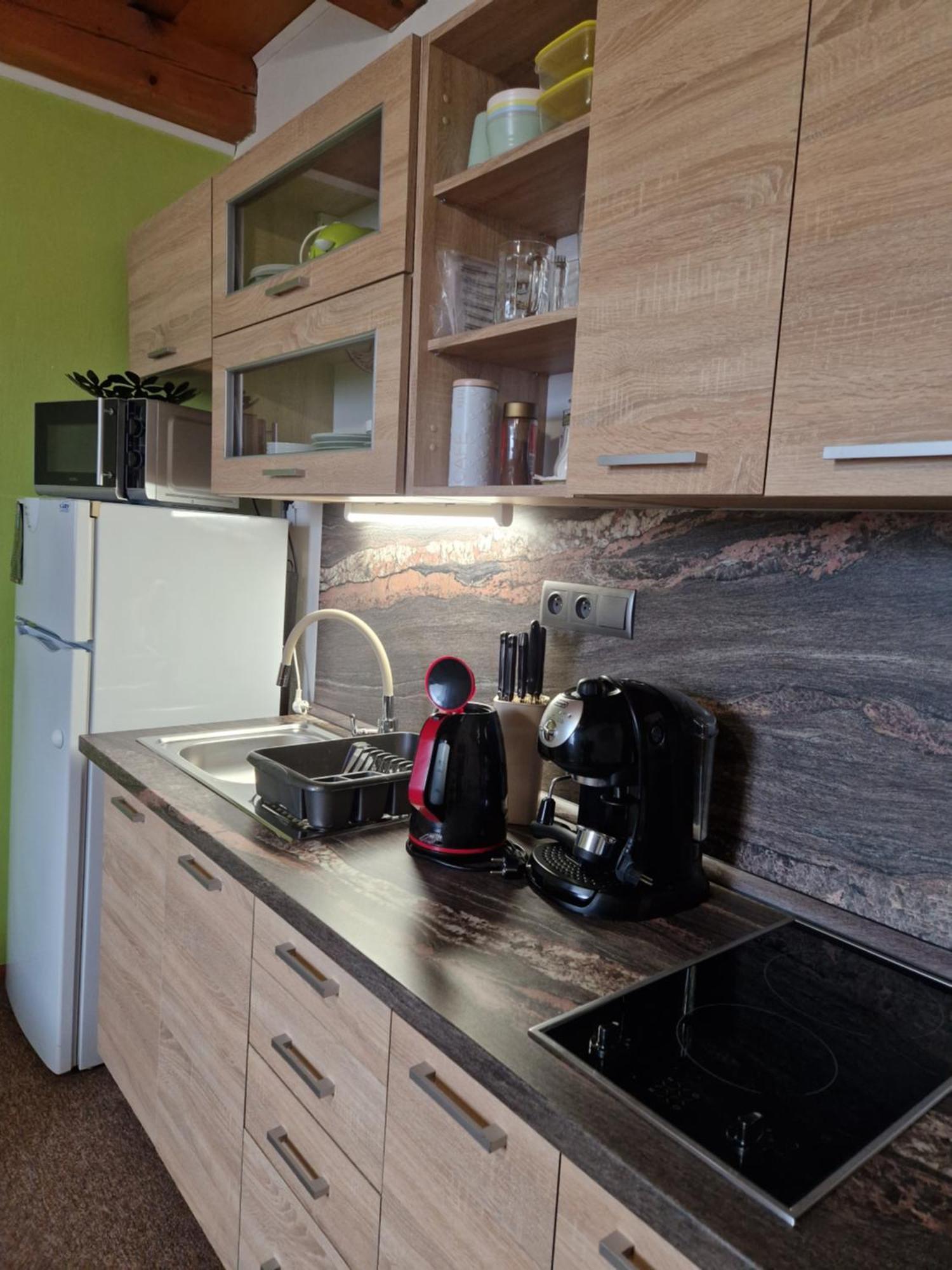 Apartman Erika - Bešeňová Zewnętrze zdjęcie